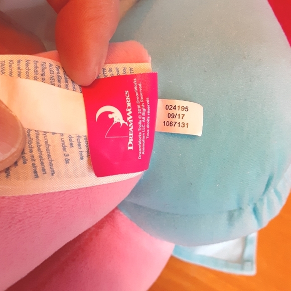 2019 BUILD A BEAR WORKSHOP 25" TROLLS, QUEEN POPPY With Pink B-A-B CINCH SACK. - Picture 3 of 13